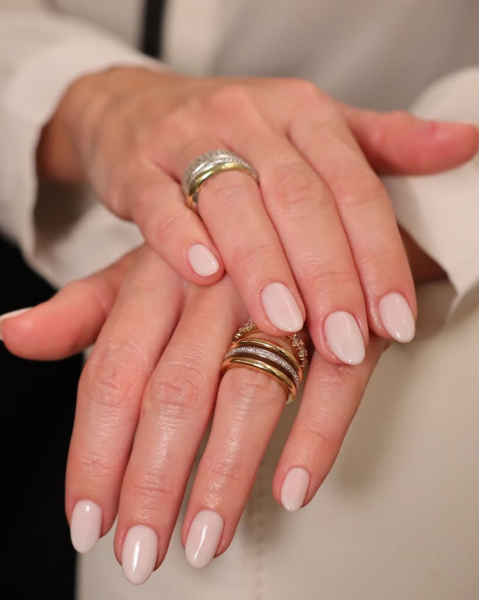 Cloudy white nails